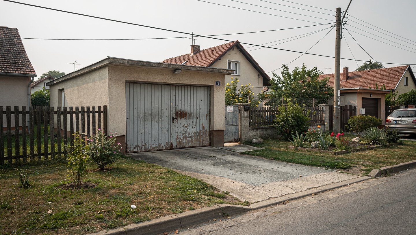 Eladó garázs Szeged belvárosában — Szeged