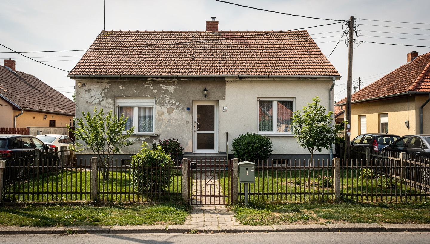 Kétszintes ház garázzsal — Budapest — Budapest