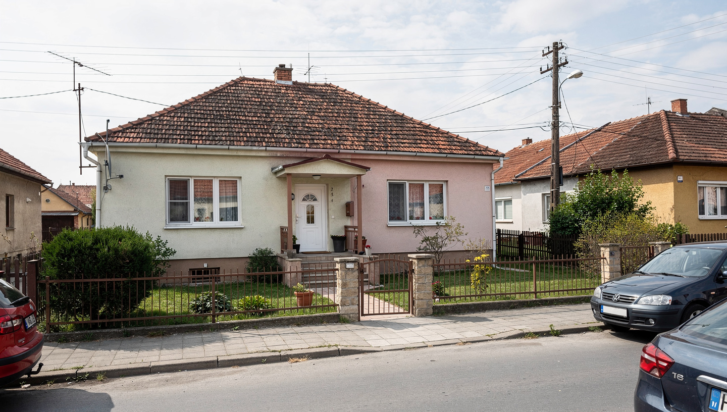 Kiadó ház kerttel — Eger, Felnémet — Eger