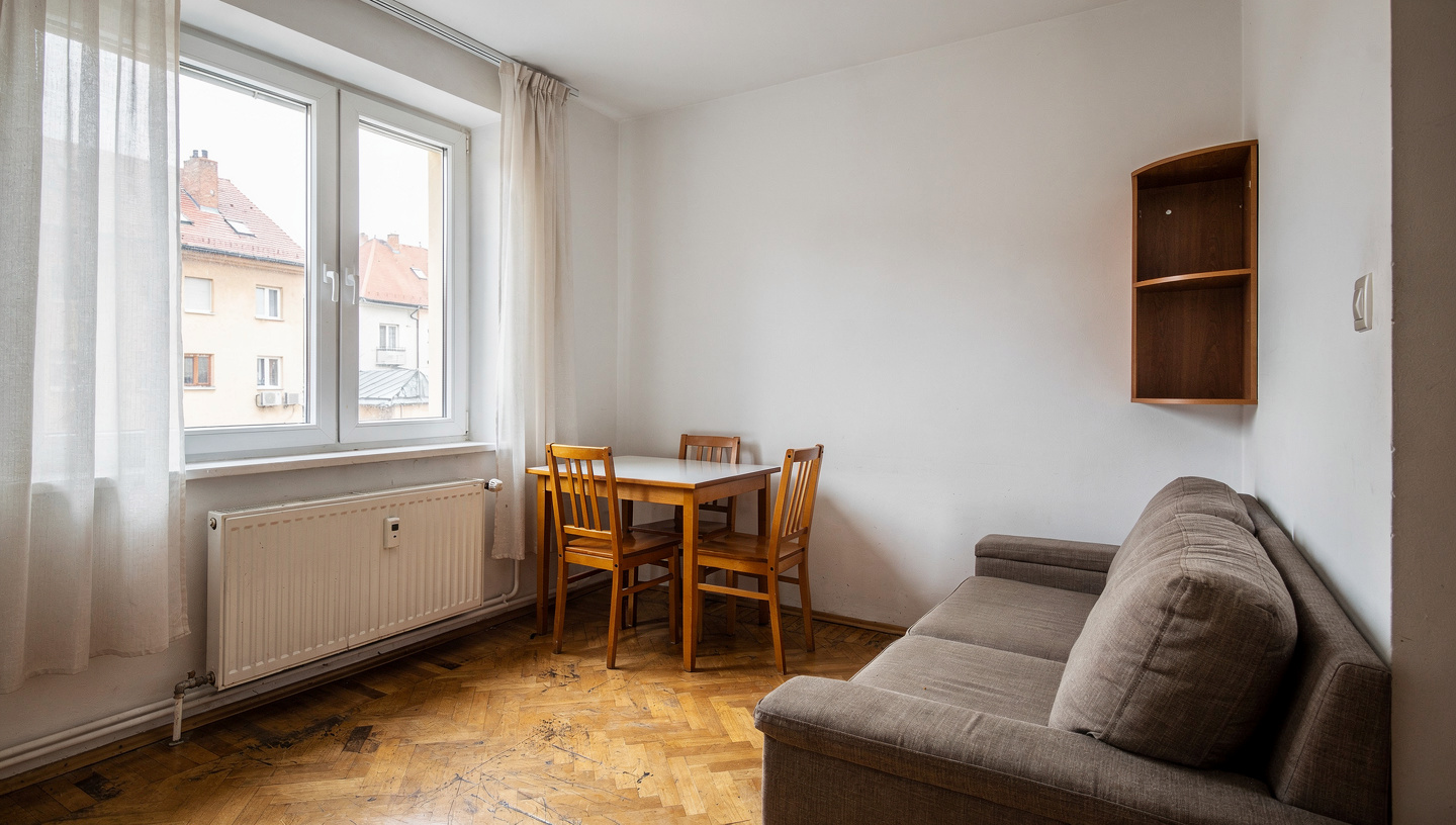 Kiadó 2 szobás lakás egyetem közelében — Eger